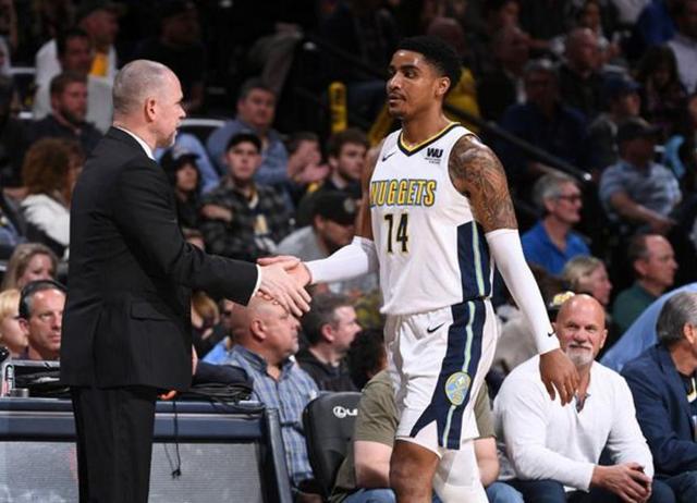 每体：若马丁对马竞时担任中卫，埃里克将踢右后卫&孔德替补（每体：若马丁战马竞司职中卫，埃里克出任右后卫，孔德将替补）