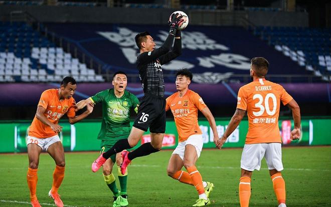 连续5个英超客场送助攻，B费成历史第五人（英超客场5连场送助攻，B费跻身历史第五）