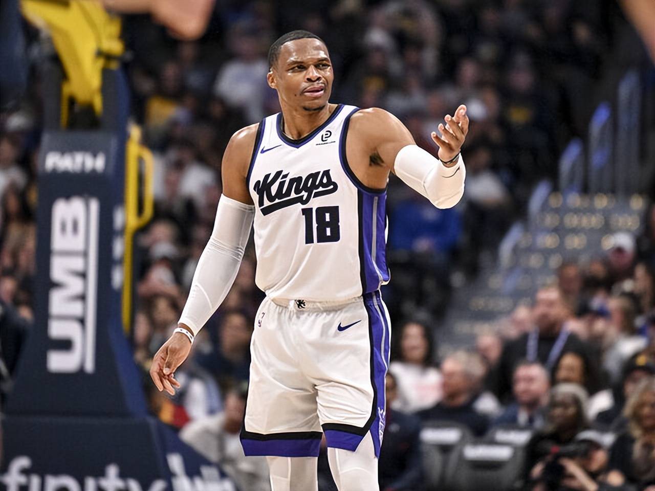 福布斯体育：勇士加入字母争夺战，可提供4首轮+追梦等筹码（福布斯体育：勇士插足字母哥争夺战，或拿出4首轮签+追梦作为筹码）