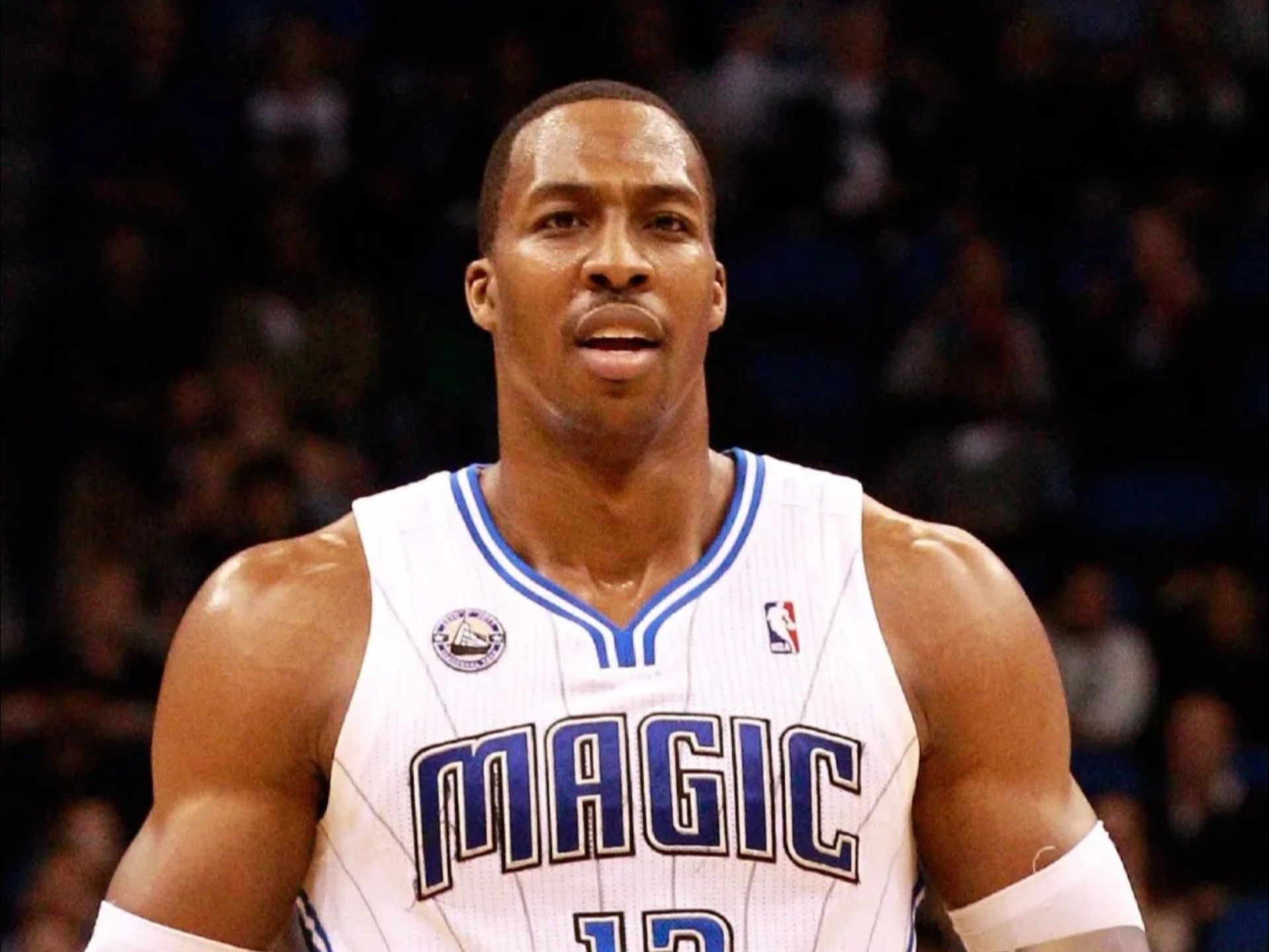 迪格雷戈里奥在发布会上走神，随后让记者重新问了一遍问题（迪格雷戈里奥发布会上分神，要求记者再问一遍）