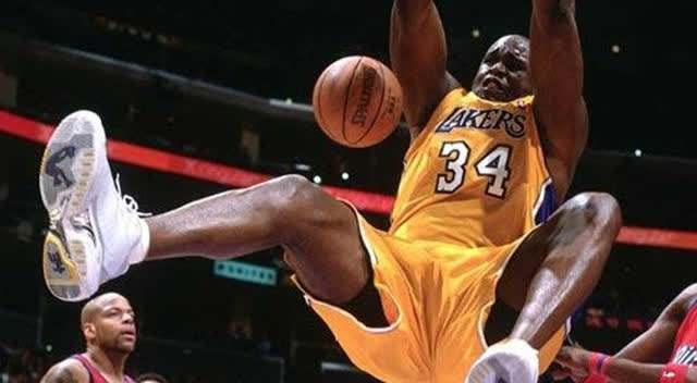 固若金汤，拜仁是本赛季五大联赛唯一上半场没丢球的球队（拜仁铁壁：本季五大联赛唯一上半场零失球球队）