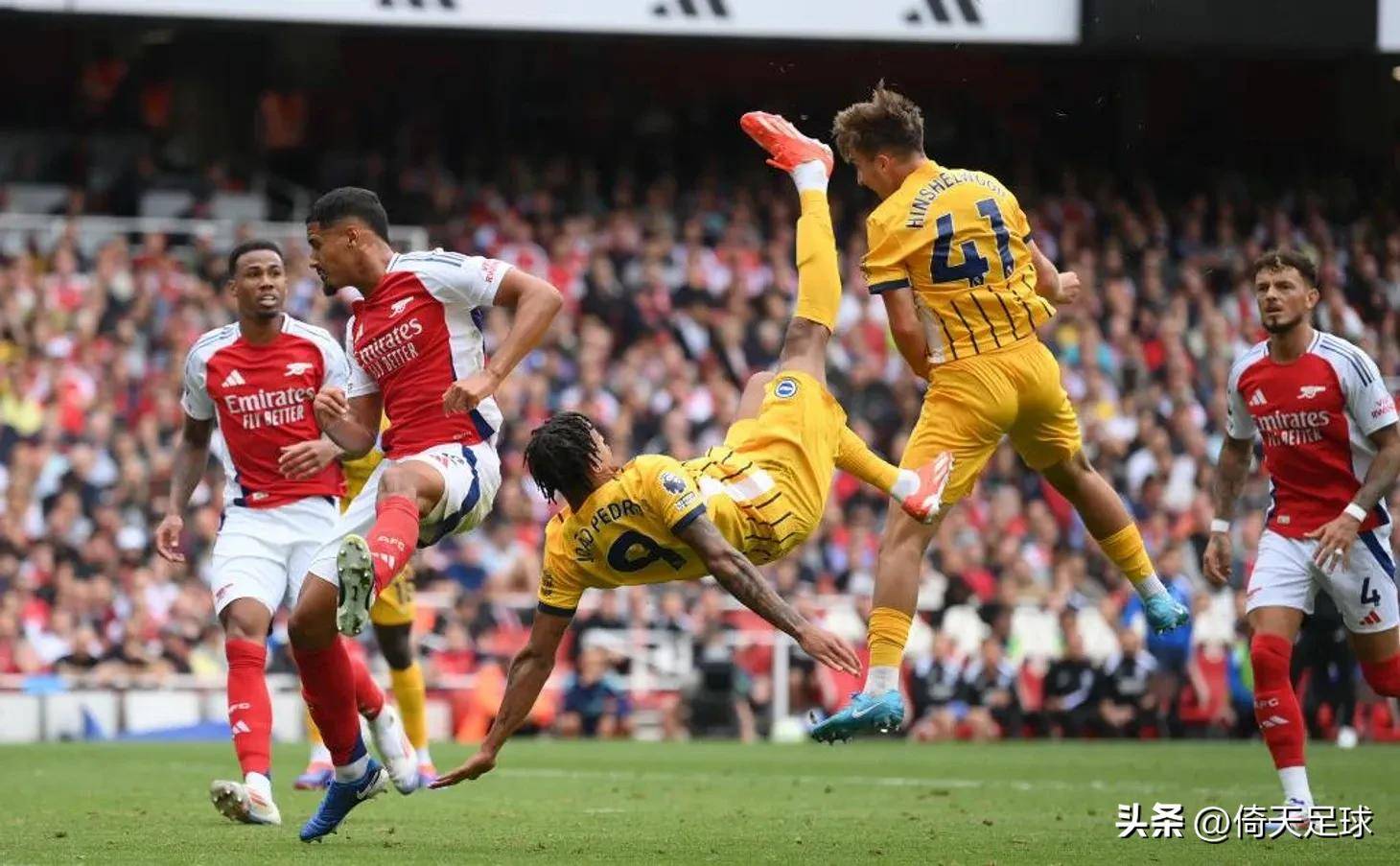 萨拉赫称俱乐部将其当替罪羊，新闻官反应愕然（萨拉赫称遭俱乐部当替罪羊，新闻官当场愕然）