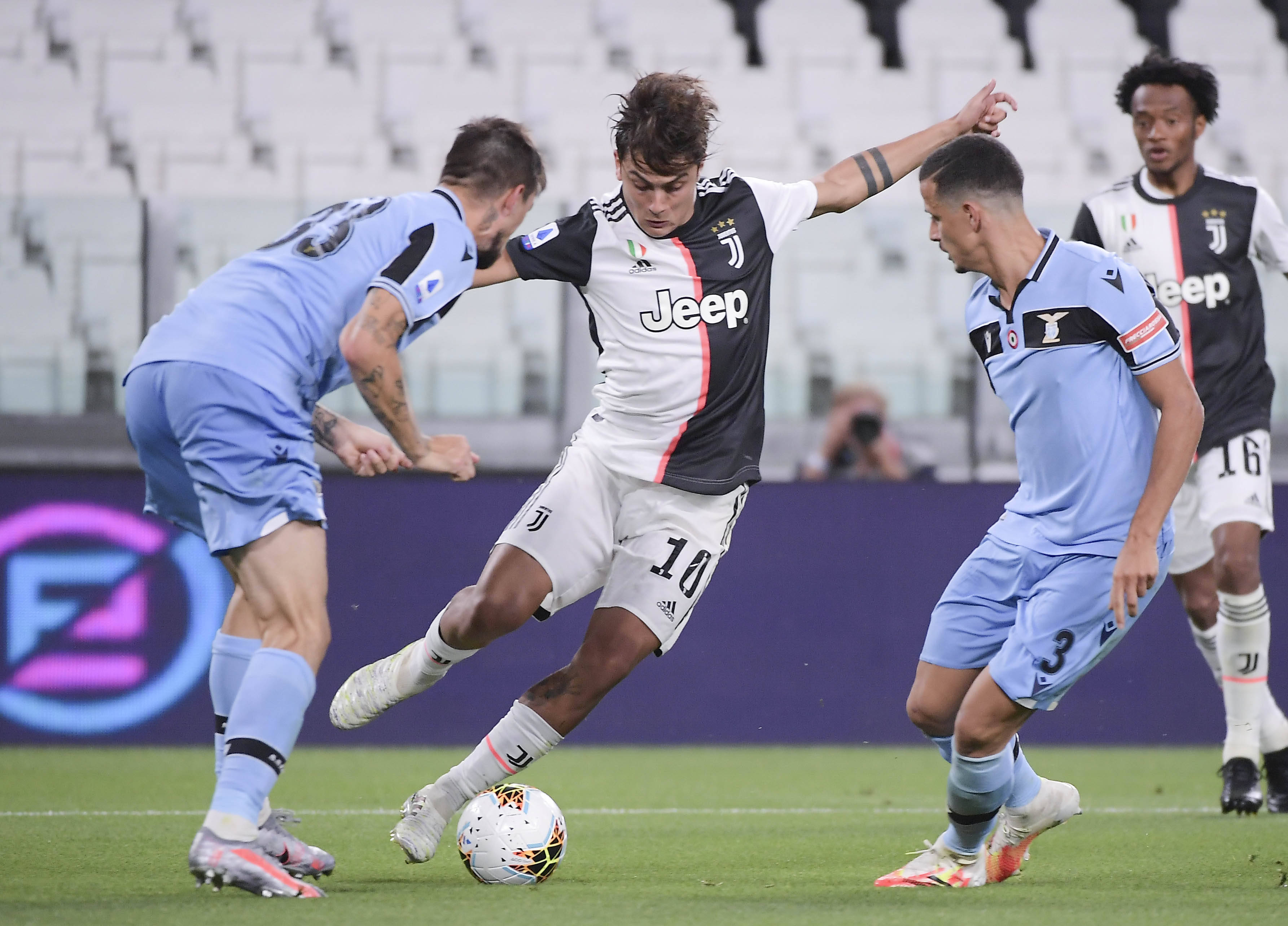 所有纹身都记述我的勤奋之道——格里马尔多的职业信仰（每一处纹身，都是我勤勉之路的注脚——格里马尔多的职业信条）