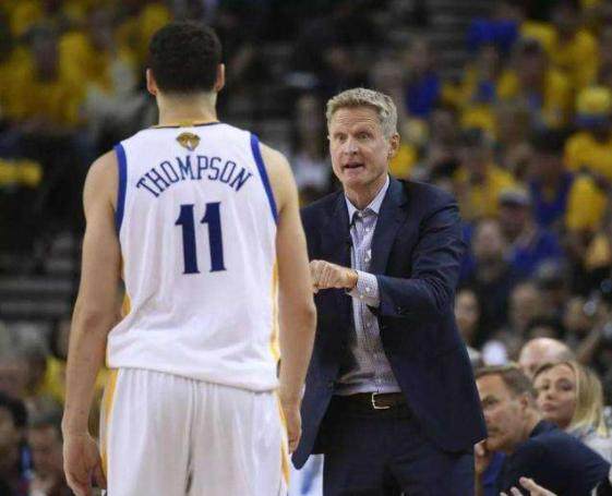 都灵vs科莫：杜万-萨帕塔、弗拉希奇首发，莫拉塔、尼科-帕斯出战（都灵对阵科莫：杜万-萨帕塔、弗拉希奇先发，莫拉塔与尼科-帕斯登场）